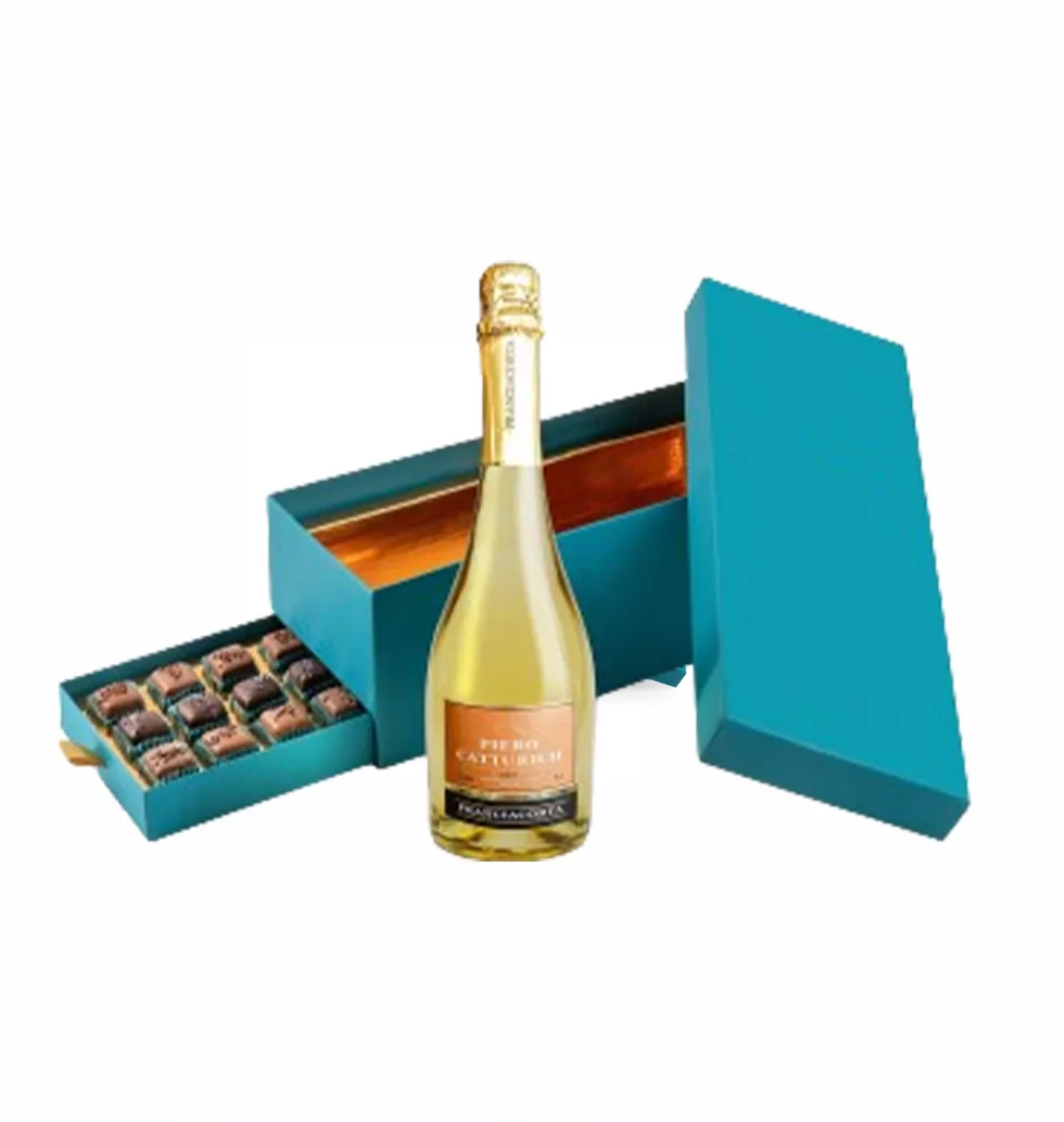 Charming Gift of Pralines and Bubbles